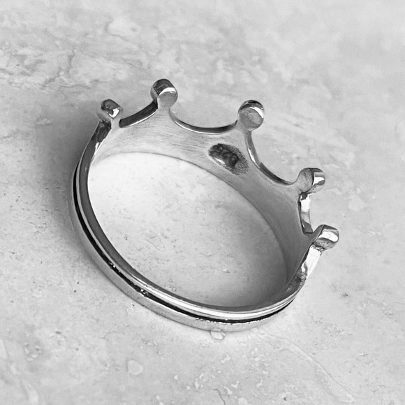 👑👑TOP SELLER 👑👑 Sterling Silver Crown Ring - Picture 8 of 8